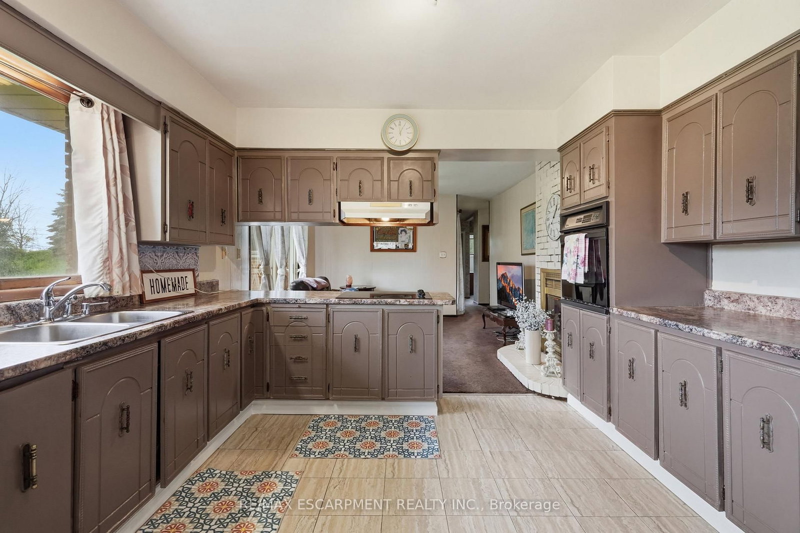 1408 Edgewood Road • Hamilton, ON photo 15