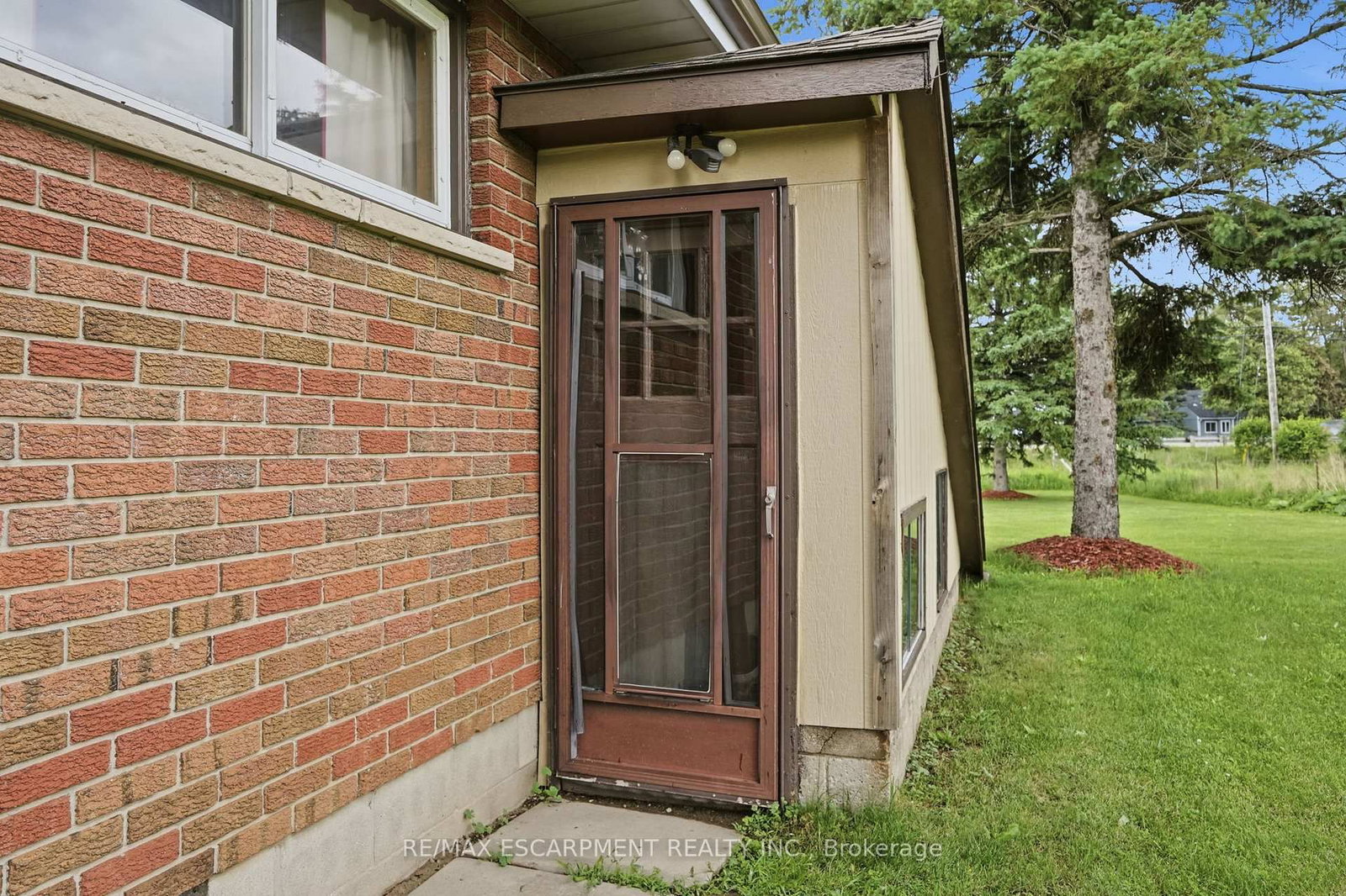 1408 Edgewood Road • Hamilton, ON photo 36