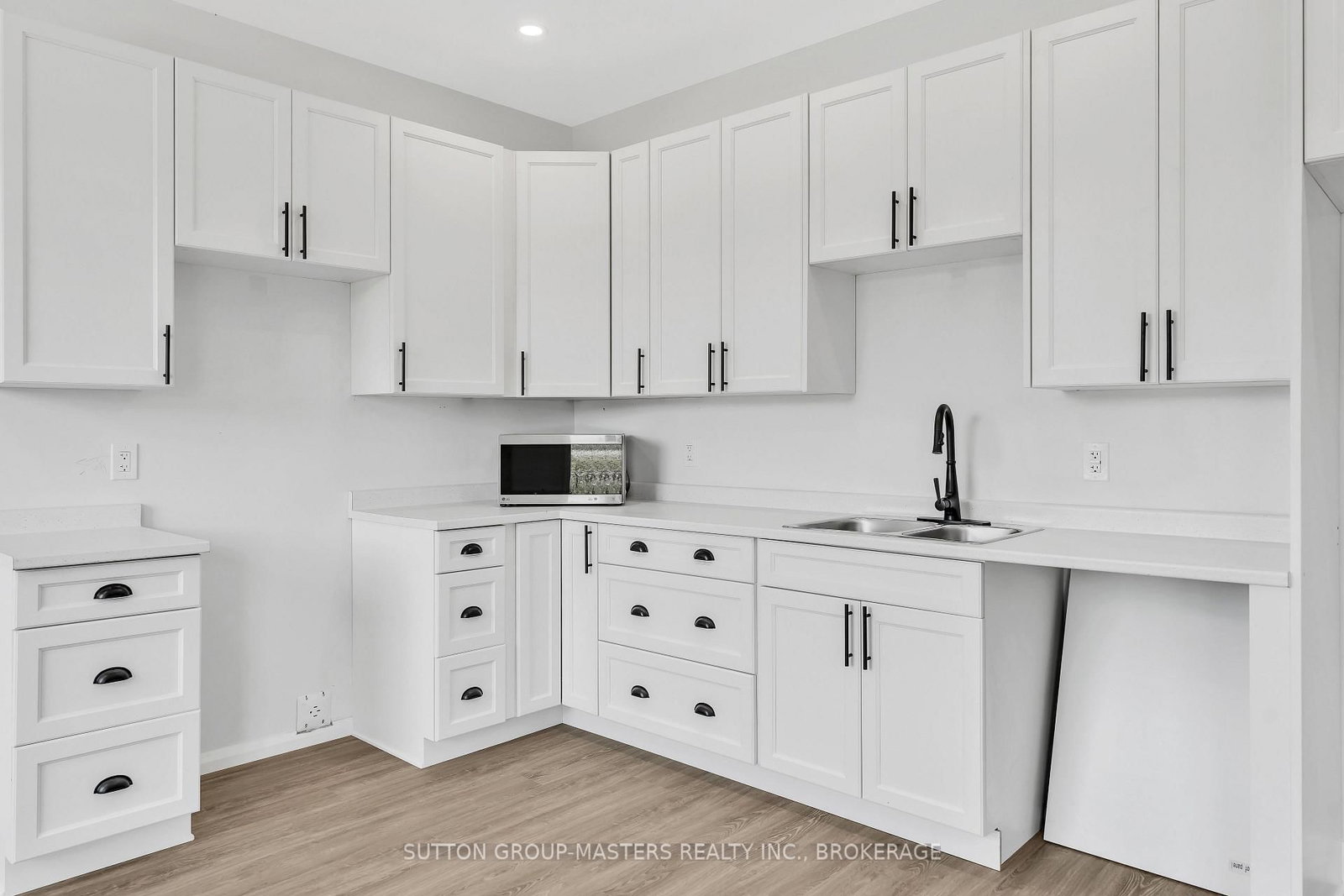 108 Main Street • #B • Front of Leeds & Seeleys Bay, ON photo 13