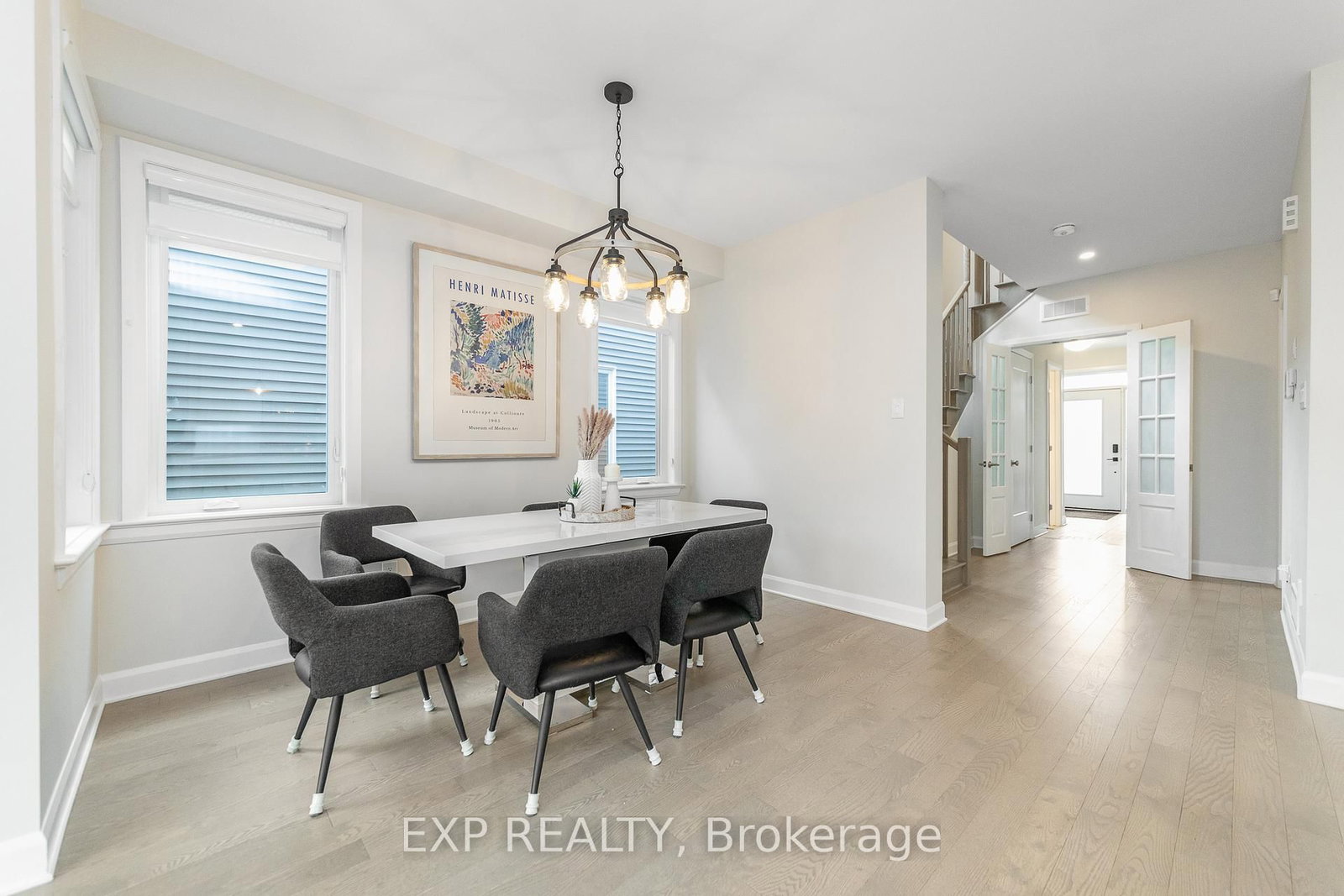 616 Moonflower Crescent • Ottawa, ON photo 9