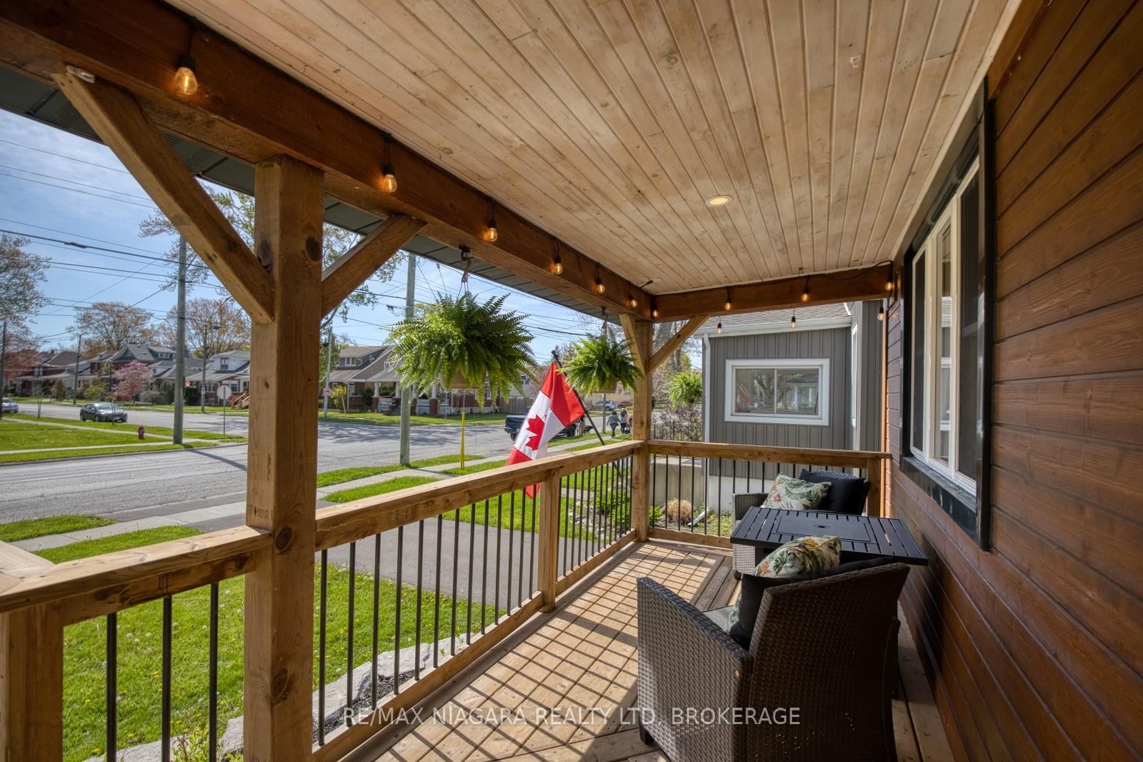 168 Steele Street • Port Colborne, ON photo 5