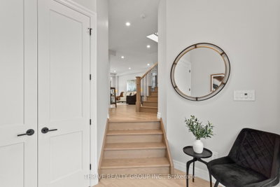 1061 Eagletrace Drive • #5 • London North, ON photo 4