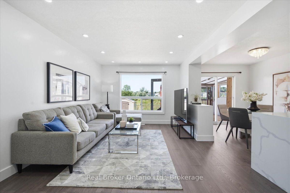 12 Castlebury Drive • Guelph, ON photo 13