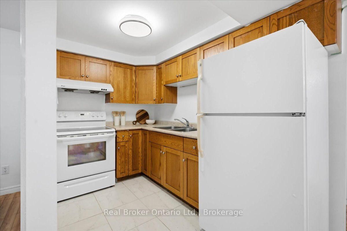 12 Castlebury Drive • Guelph, ON photo 30