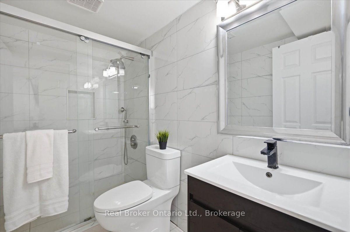 12 Castlebury Drive • Guelph, ON photo 32