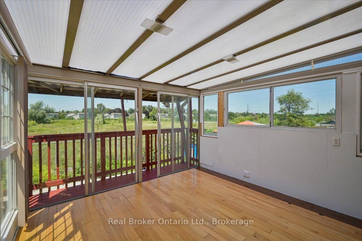 12 Castlebury Drive • Guelph, ON photo 39