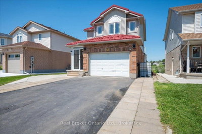 12 Castlebury Drive • Guelph, ON photo 4