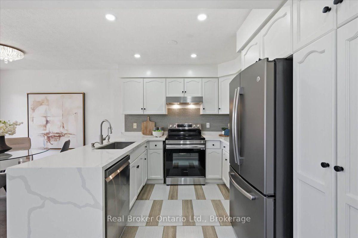 12 Castlebury Drive • Guelph, ON photo 6