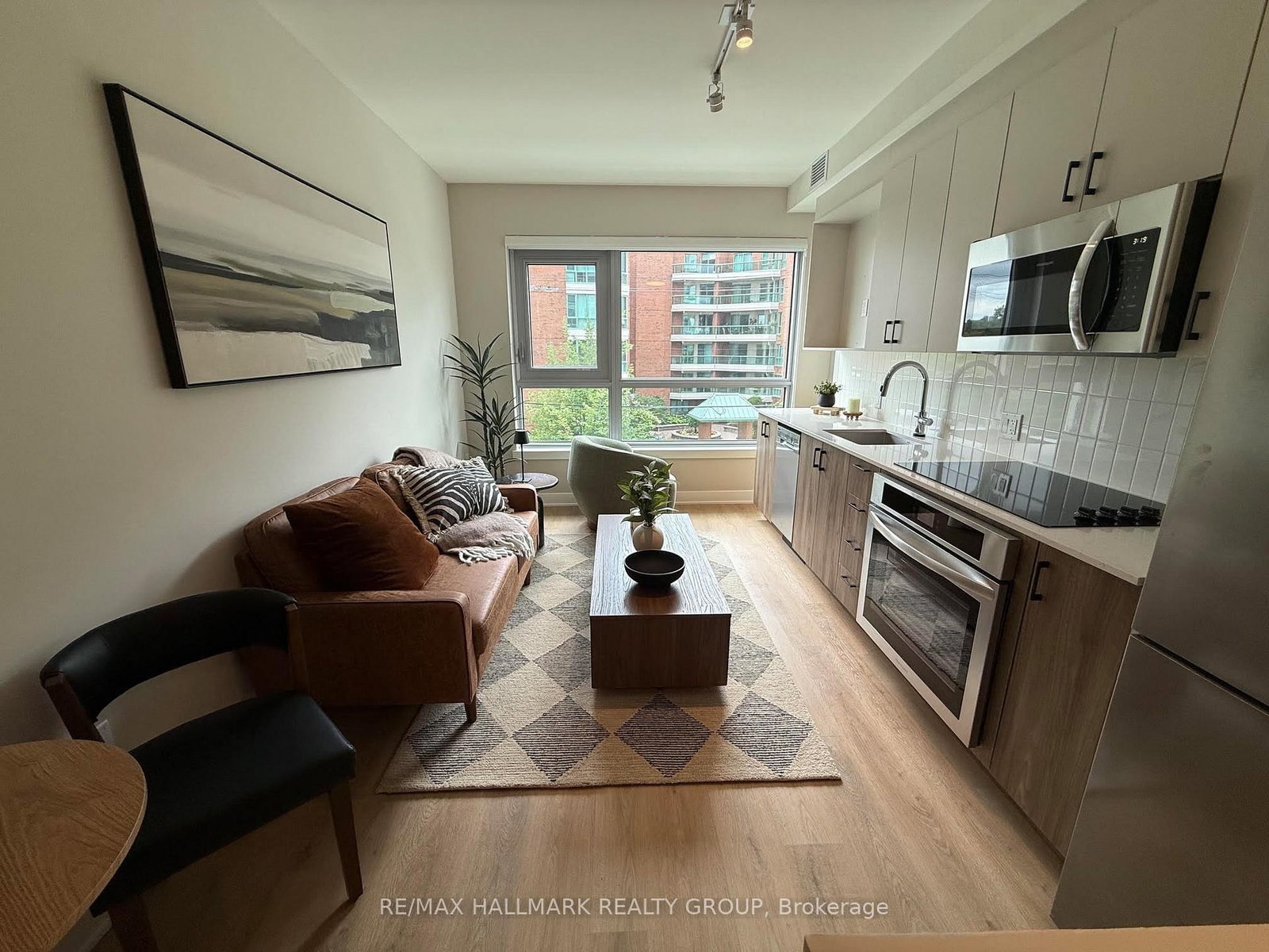306 - 275 Carling Avenue, Ottawa 2
