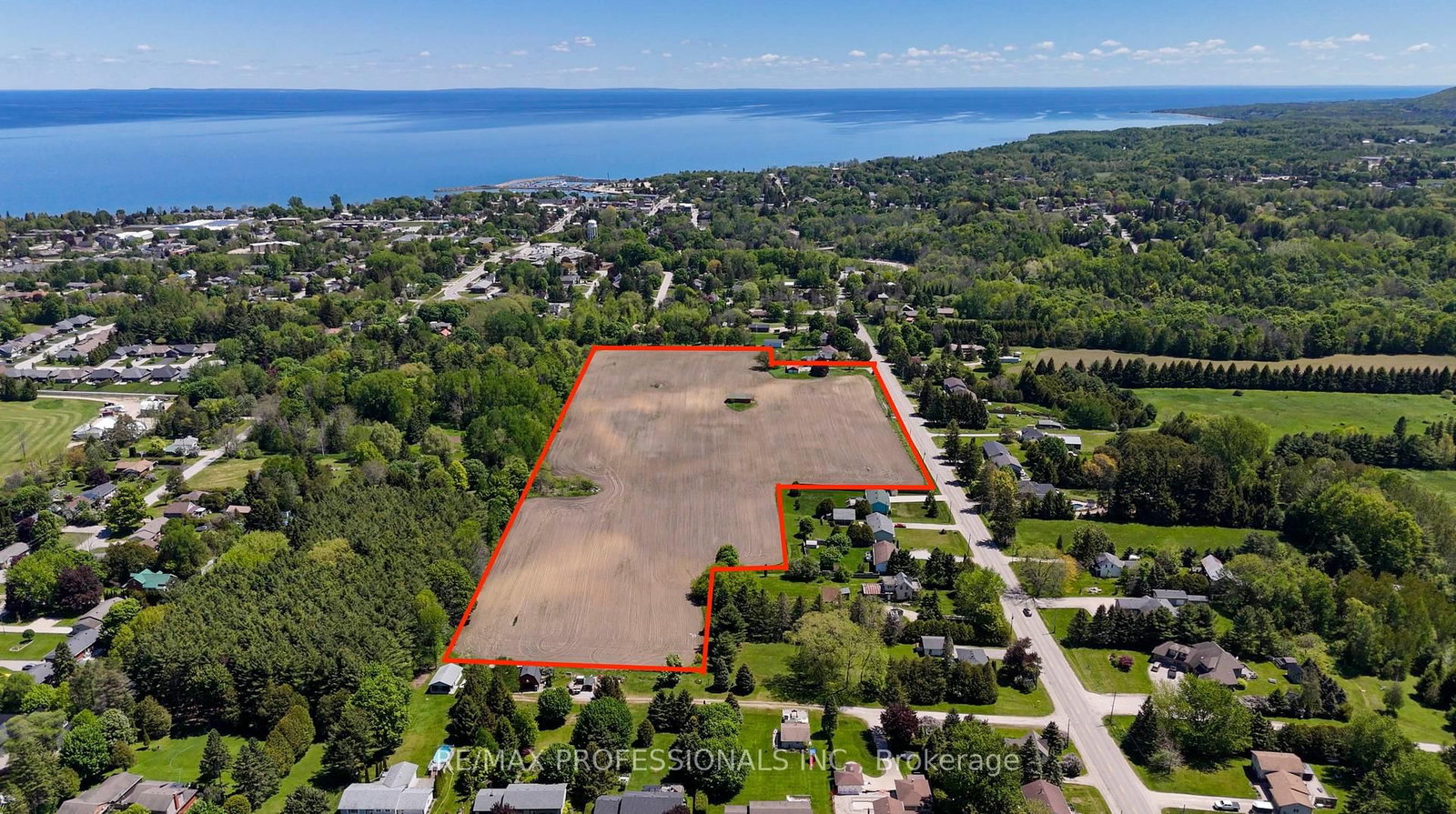 412 Miller Street • Meaford, ON photo 1