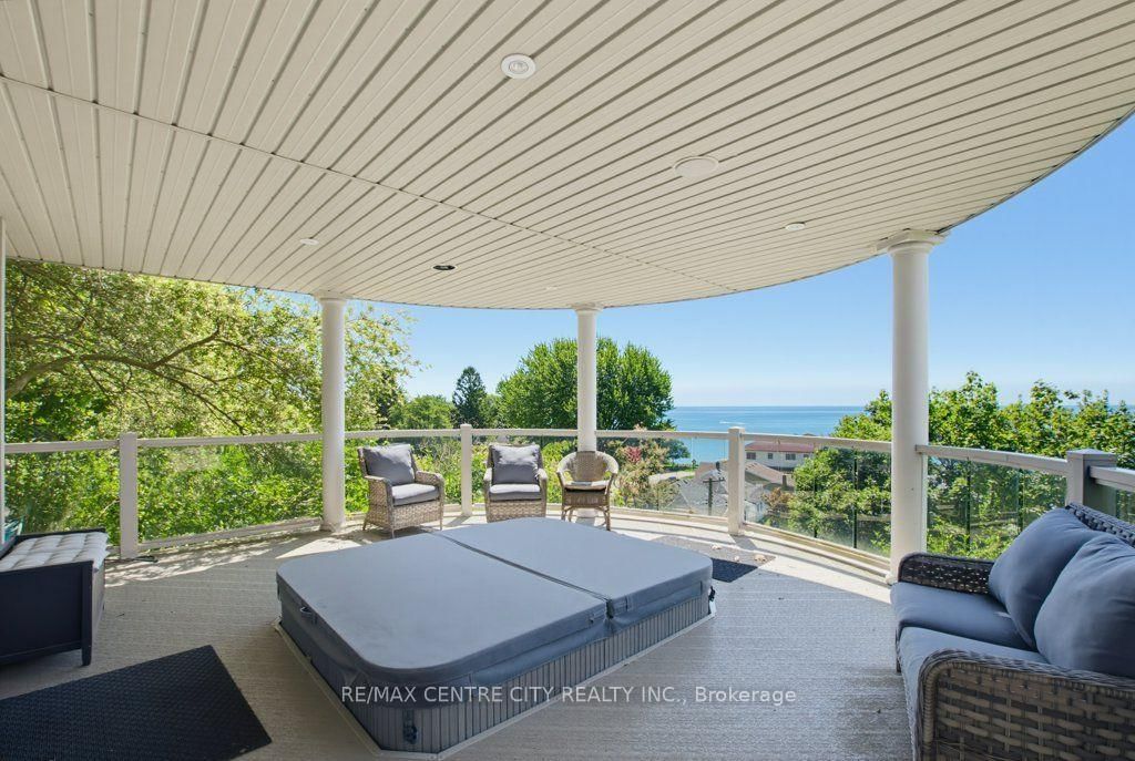 174 Brayside Street • Central Elgin, ON photo 40