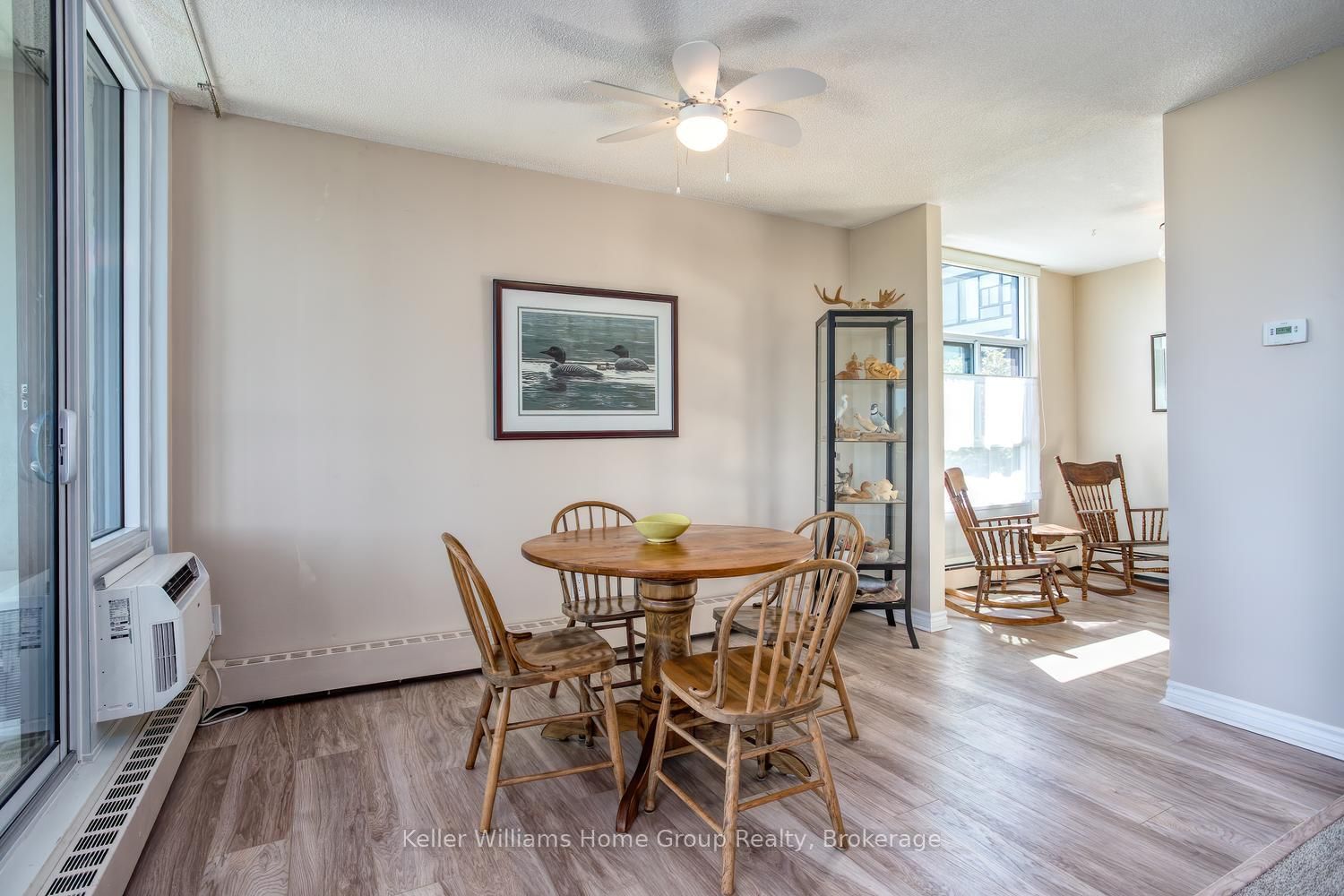 23 Woodlawn Road E • #505 • Guelph, ON photo 5