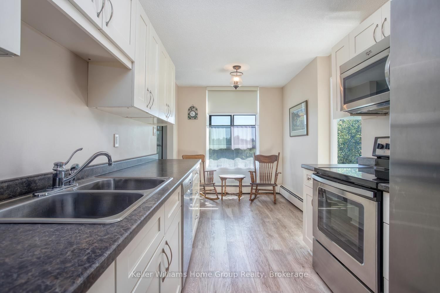 23 Woodlawn Road E • #505 • Guelph, ON photo 6