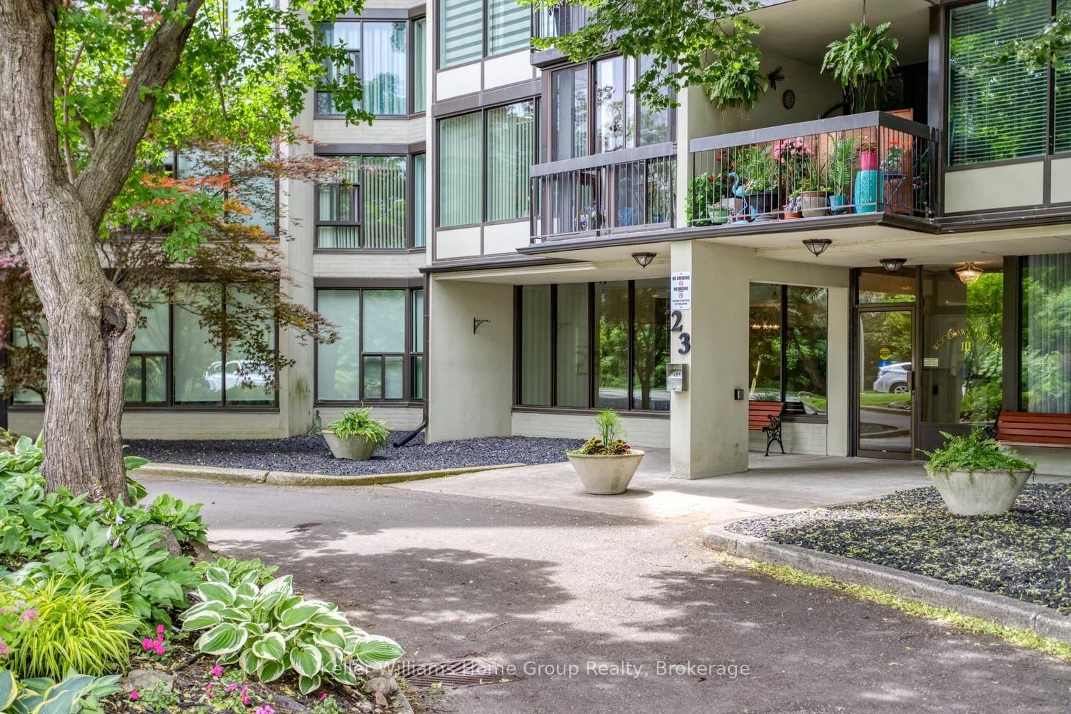 23 Woodlawn Road E • #505 • Guelph, ON photo 9