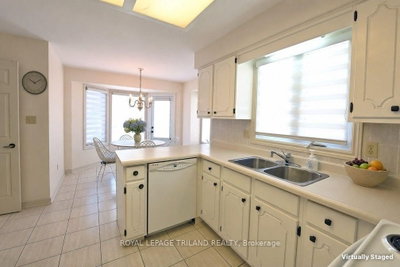 94 Pine Valley Gate • #4 • London South, ON photo 9