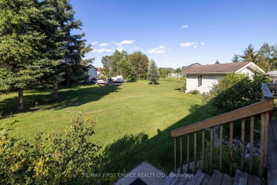 132 Wolverine Crescent • Thunder Bay, ON photo 4