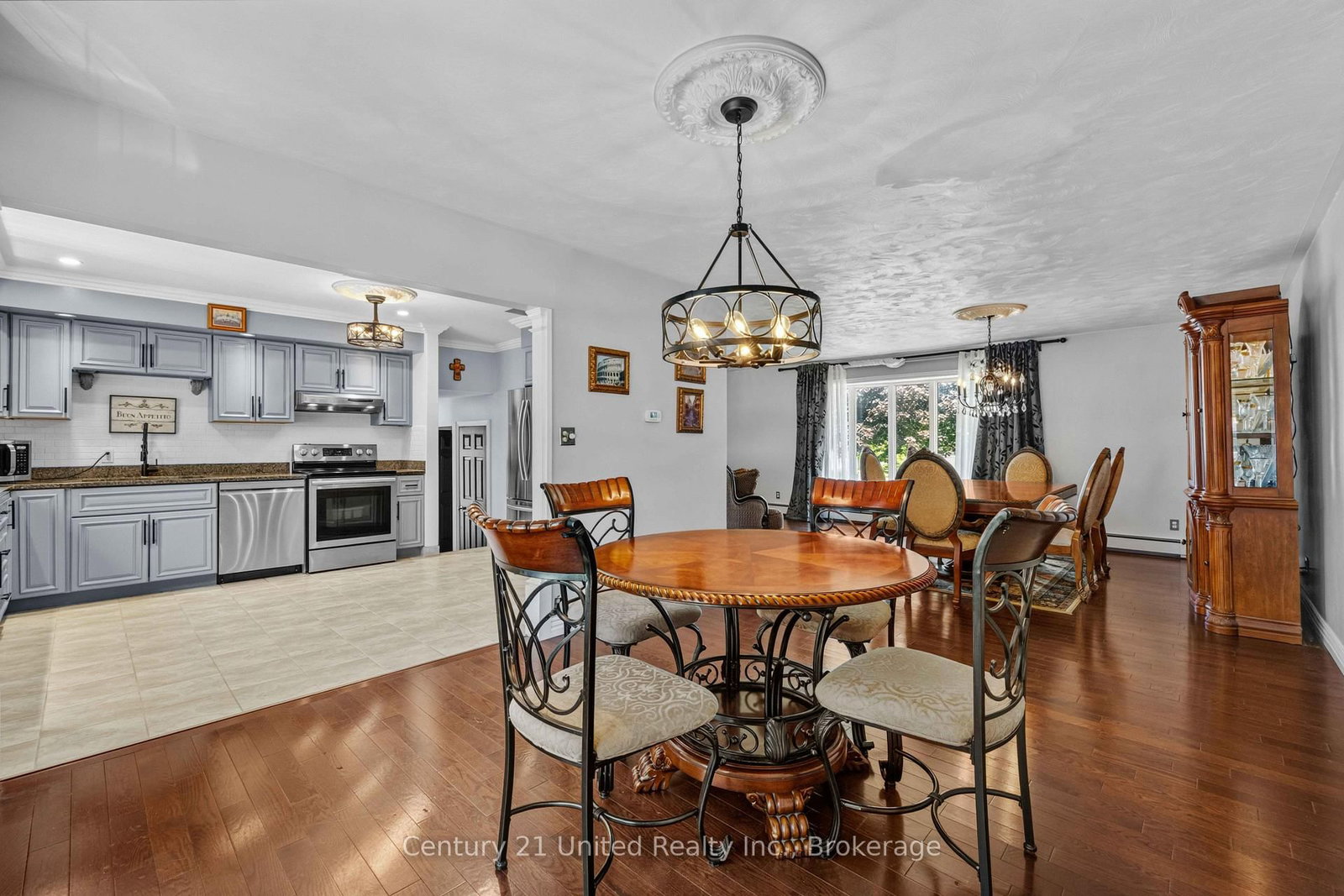 214 Hillview Drive • Peterborough, ON photo 14