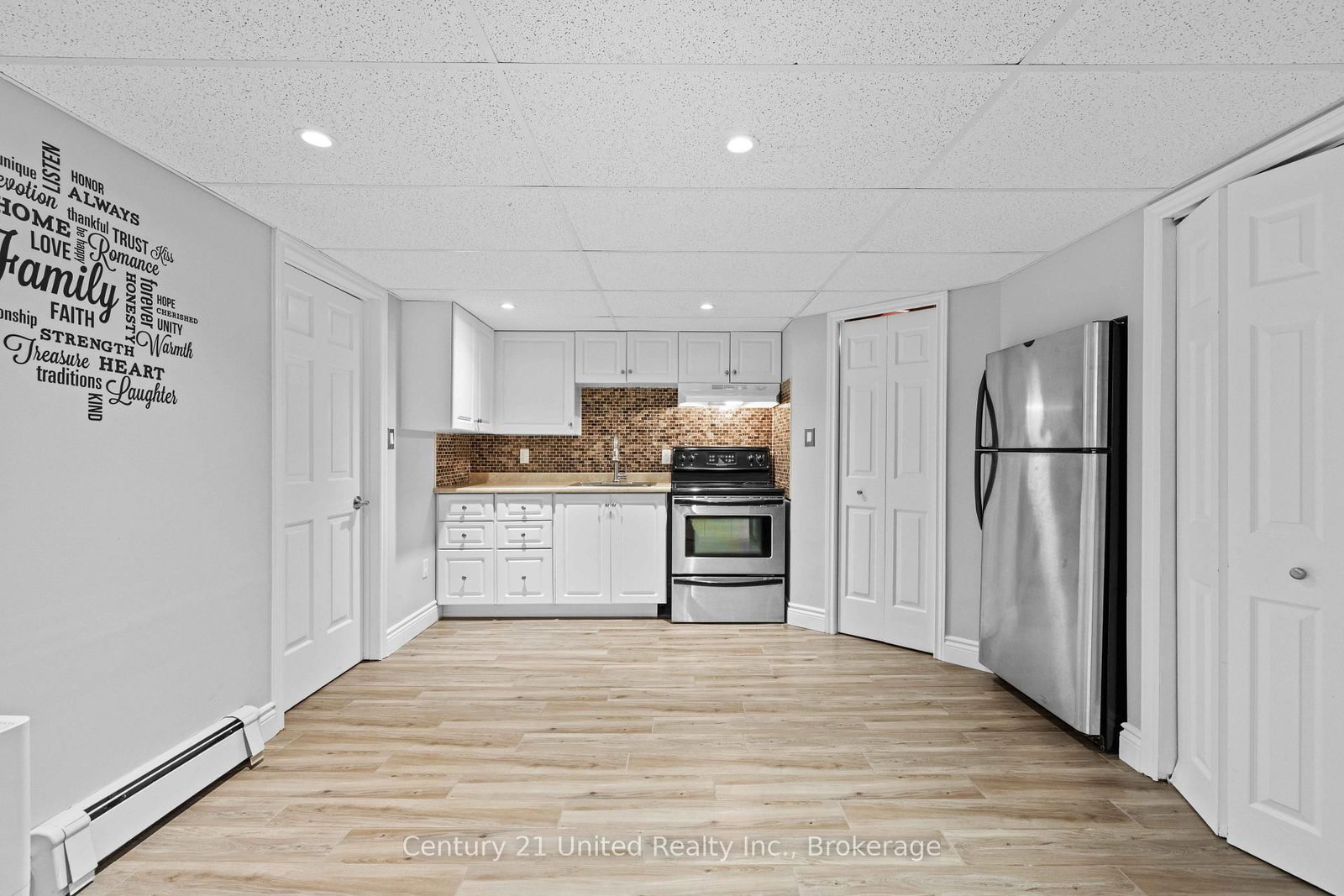 214 Hillview Drive • Peterborough, ON photo 32