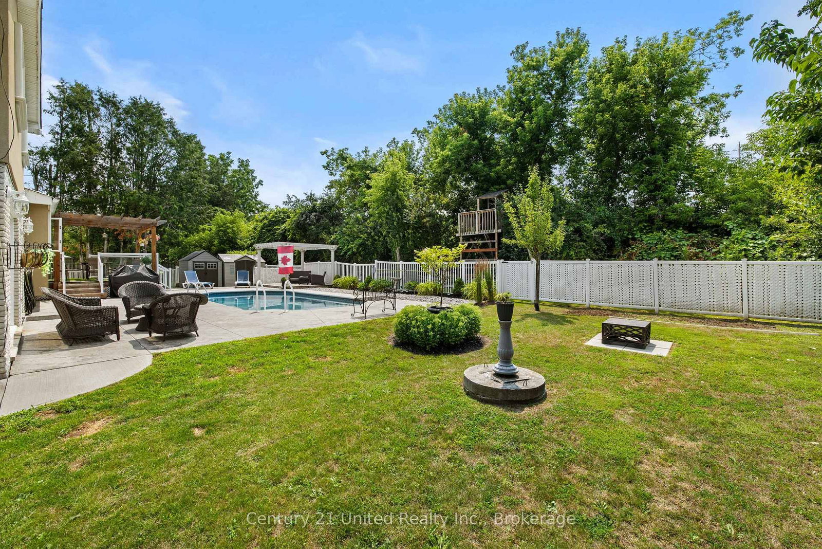 214 Hillview Drive • Peterborough, ON photo 35