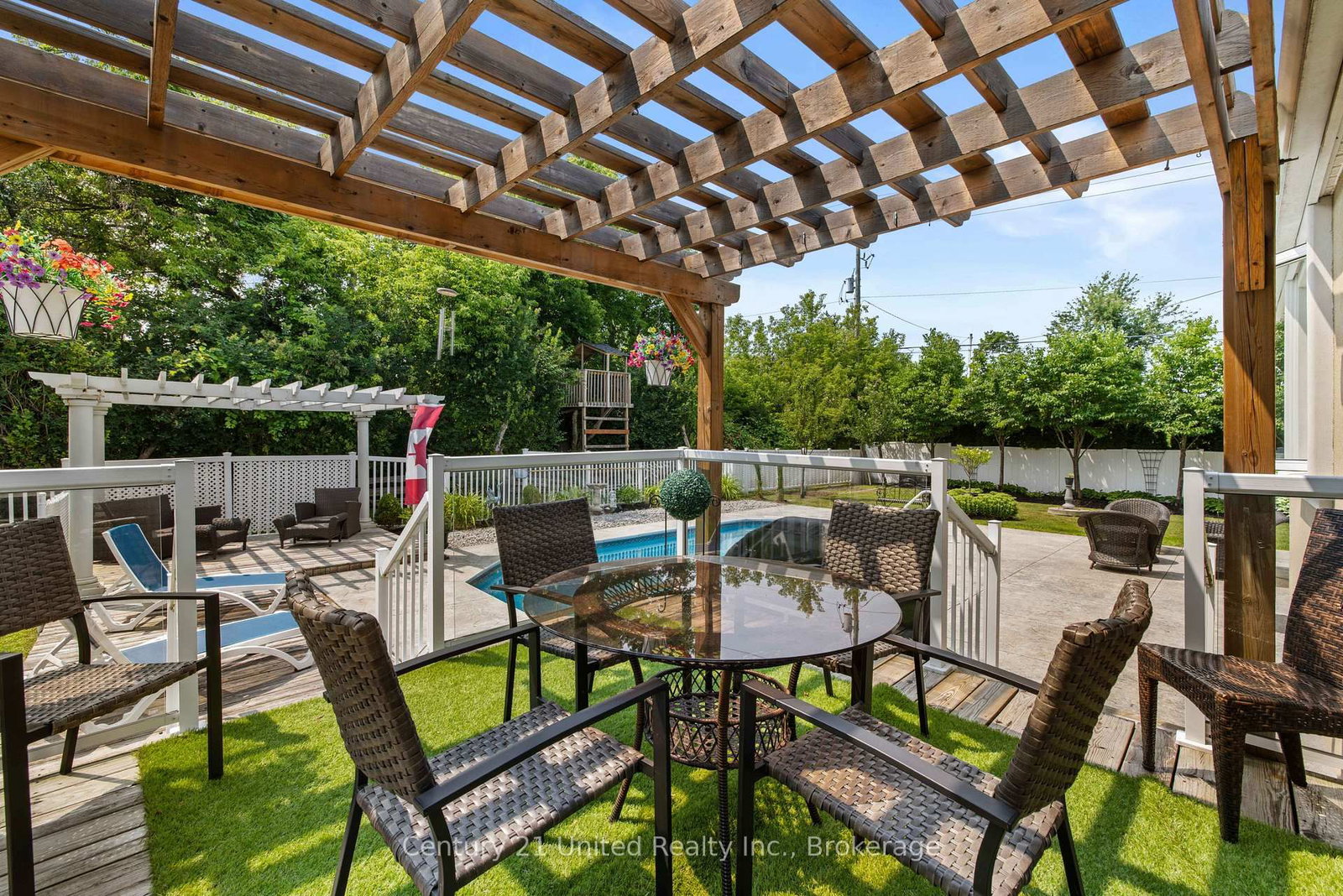 214 Hillview Drive • Peterborough, ON photo 38