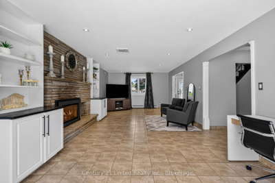 214 Hillview Drive • Peterborough, ON photo 5