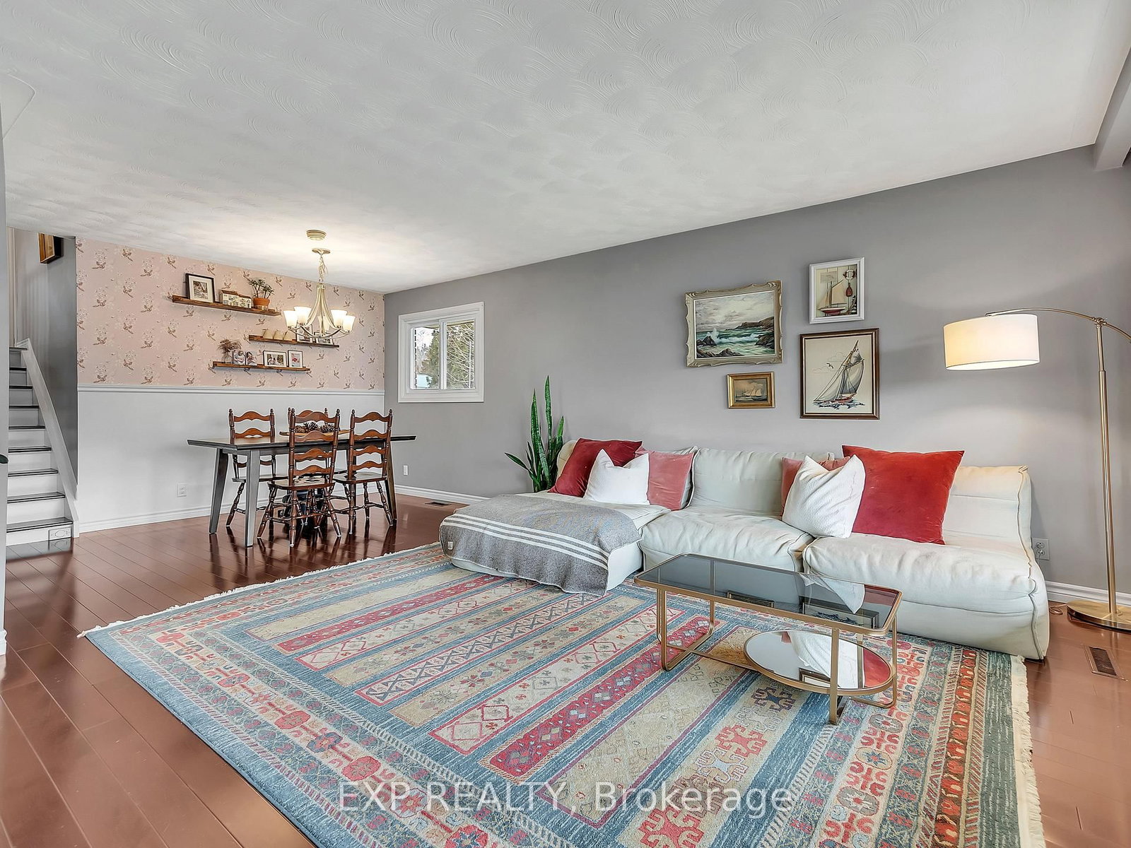 16 Applewood Drive • Belleville, ON photo 12