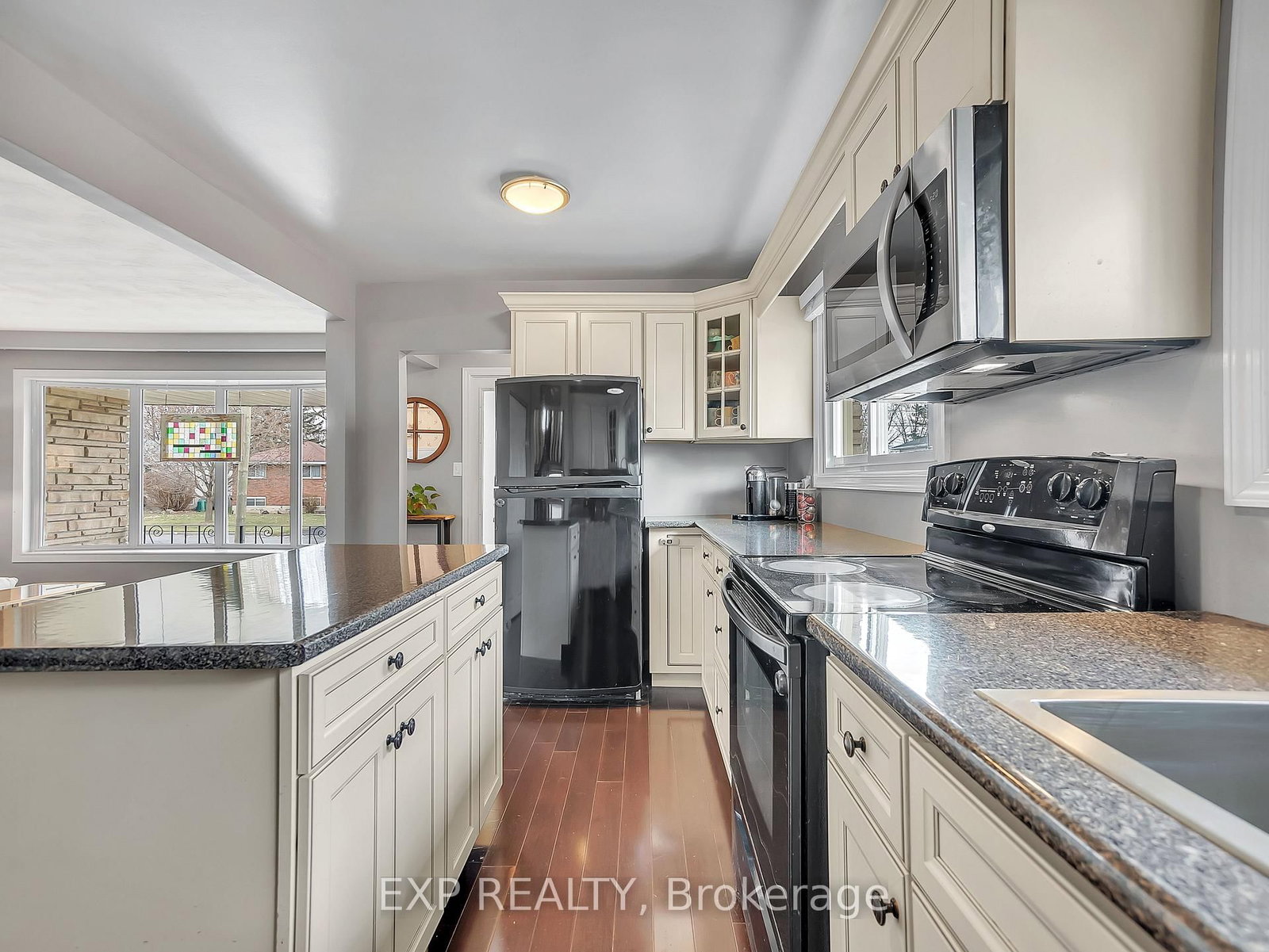16 Applewood Drive • Belleville, ON photo 17