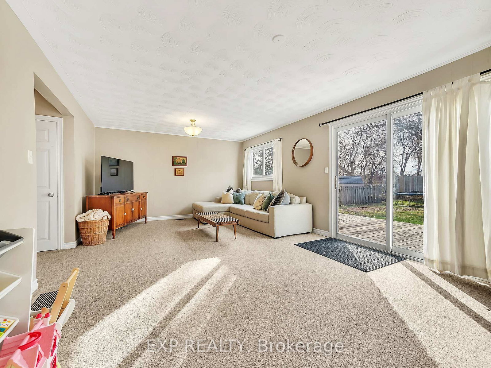 16 Applewood Drive • Belleville, ON photo 30