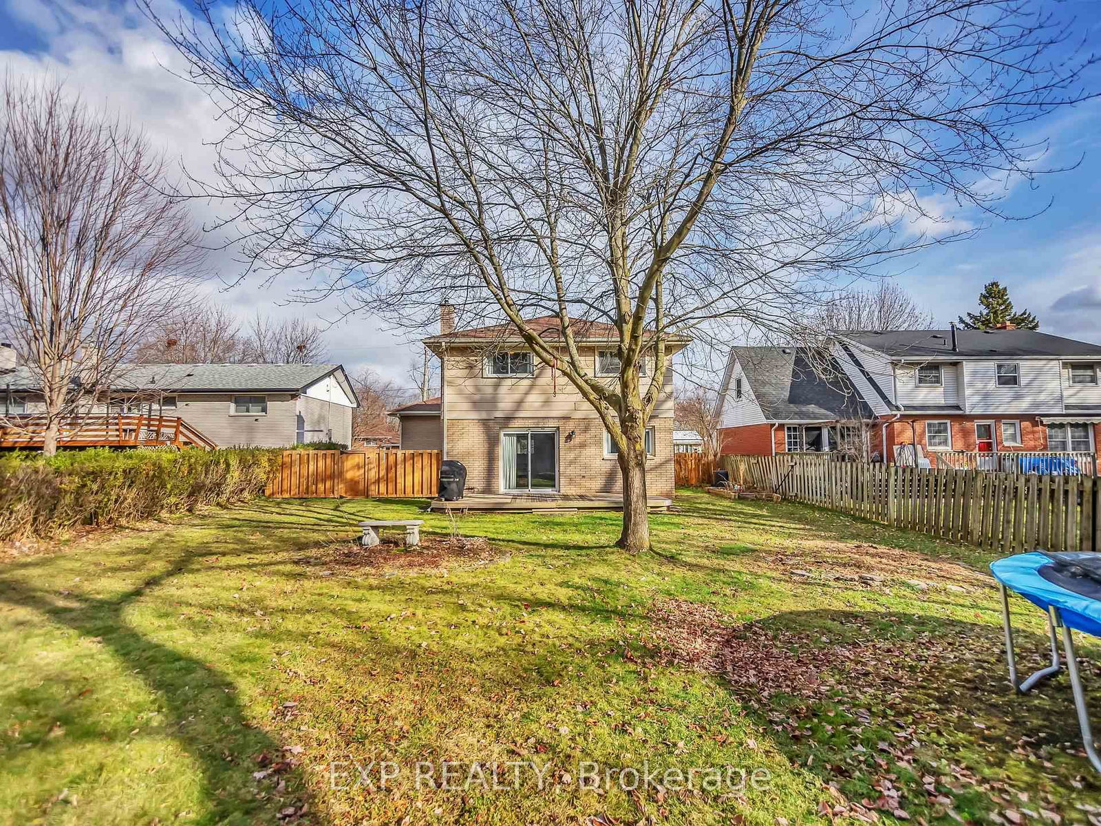 16 Applewood Drive • Belleville, ON photo 37