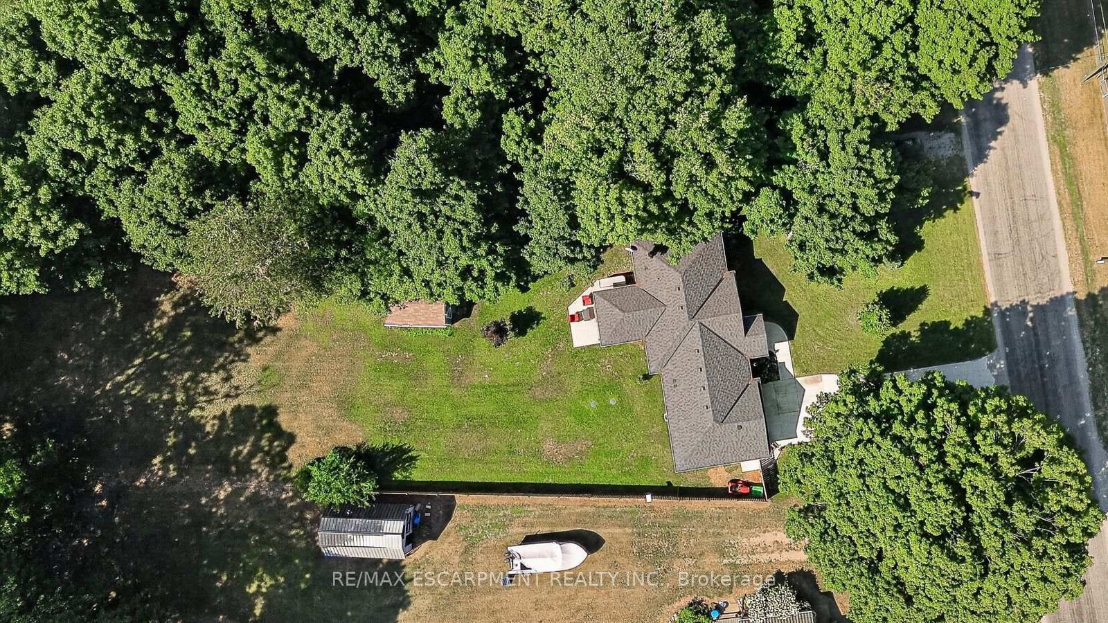 729 6th Concession Rd Enr • Norfolk, ON photo 34
