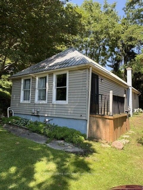 345 Smith Street • Central Elgin, ON photo 1