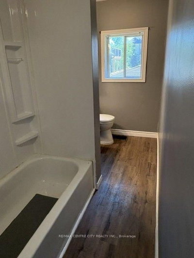 345 Smith Street • Central Elgin, ON photo 3