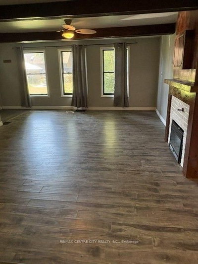 345 Smith Street • Central Elgin, ON photo 4