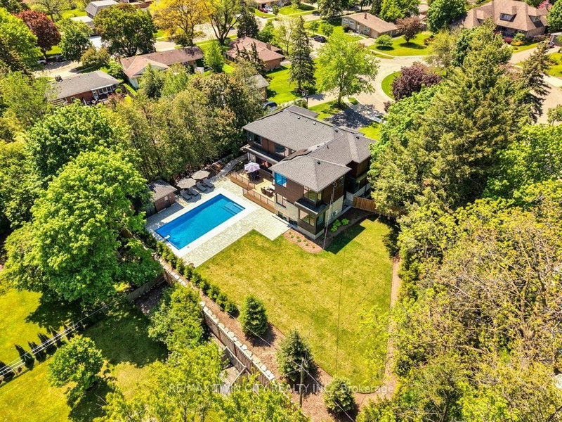26 Golfview Place