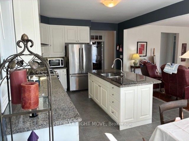 35 Fieldstream Chase • Bracebridge, ON photo 23