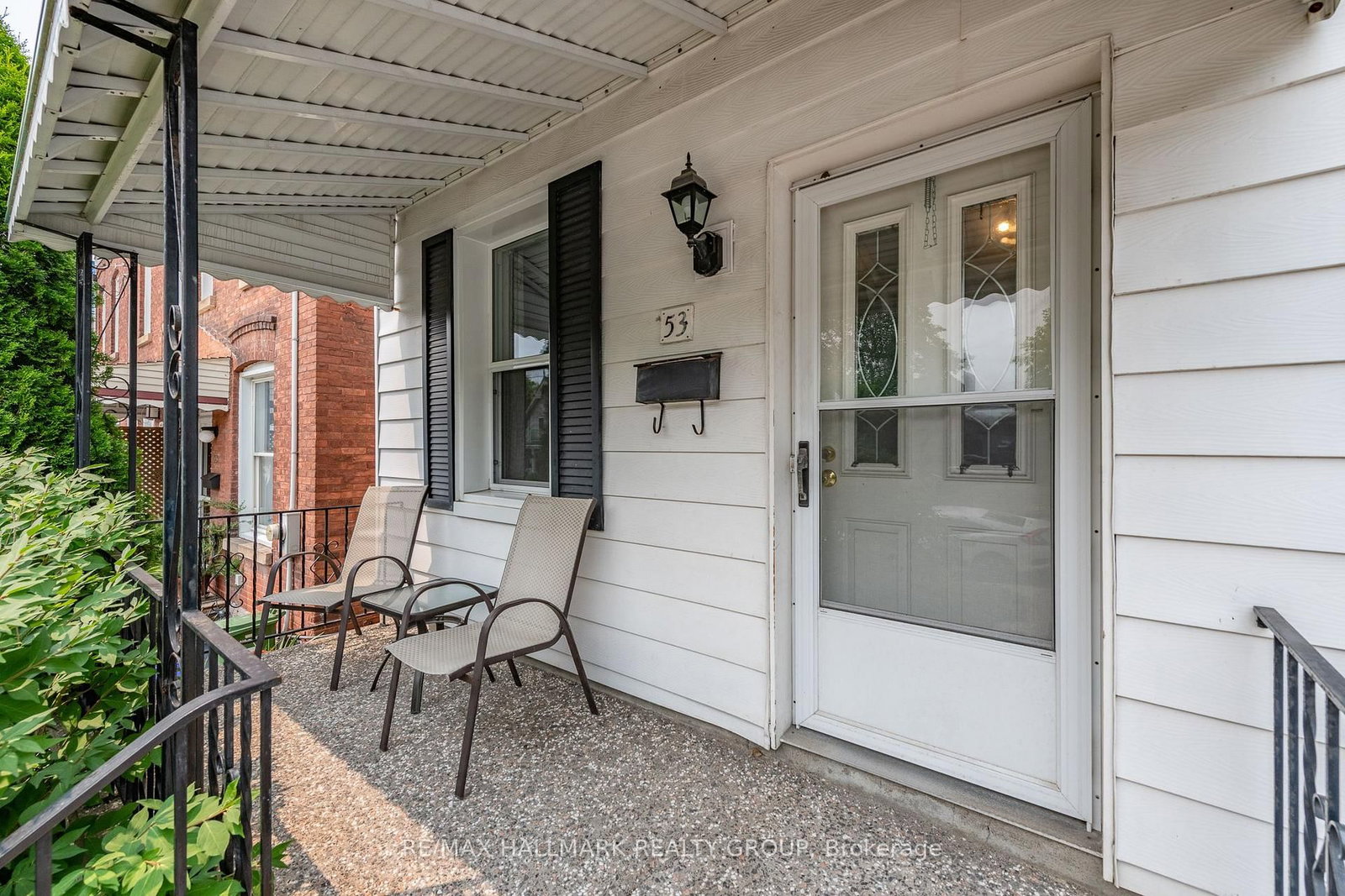 53 Louisa Street • Ottawa, ON photo 3