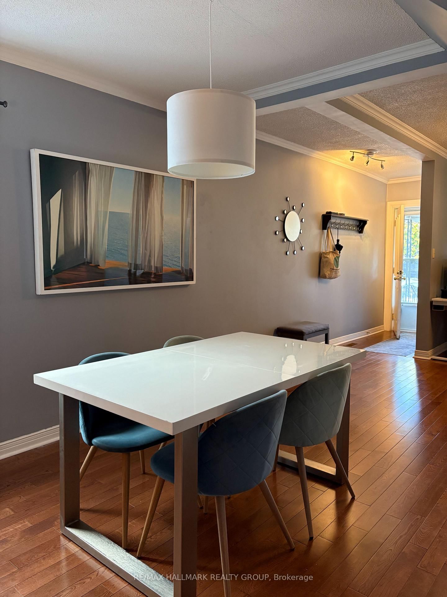 53 Louisa Street • Ottawa, ON photo 8