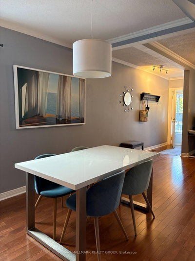 53 Louisa Street • Ottawa, ON photo 8