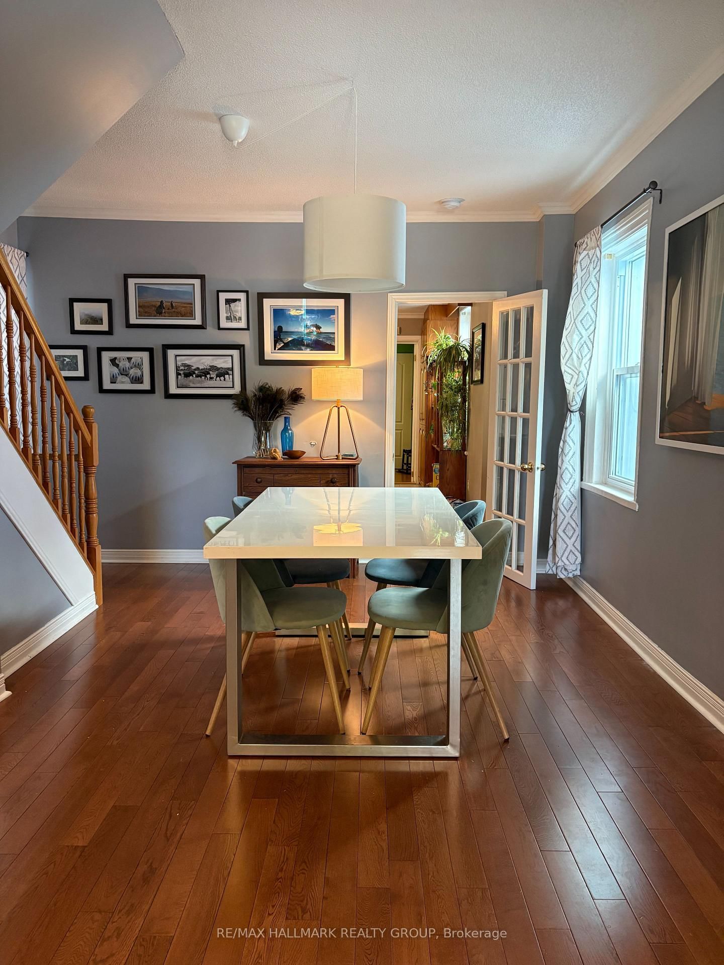 53 Louisa Street • Ottawa, ON photo 9