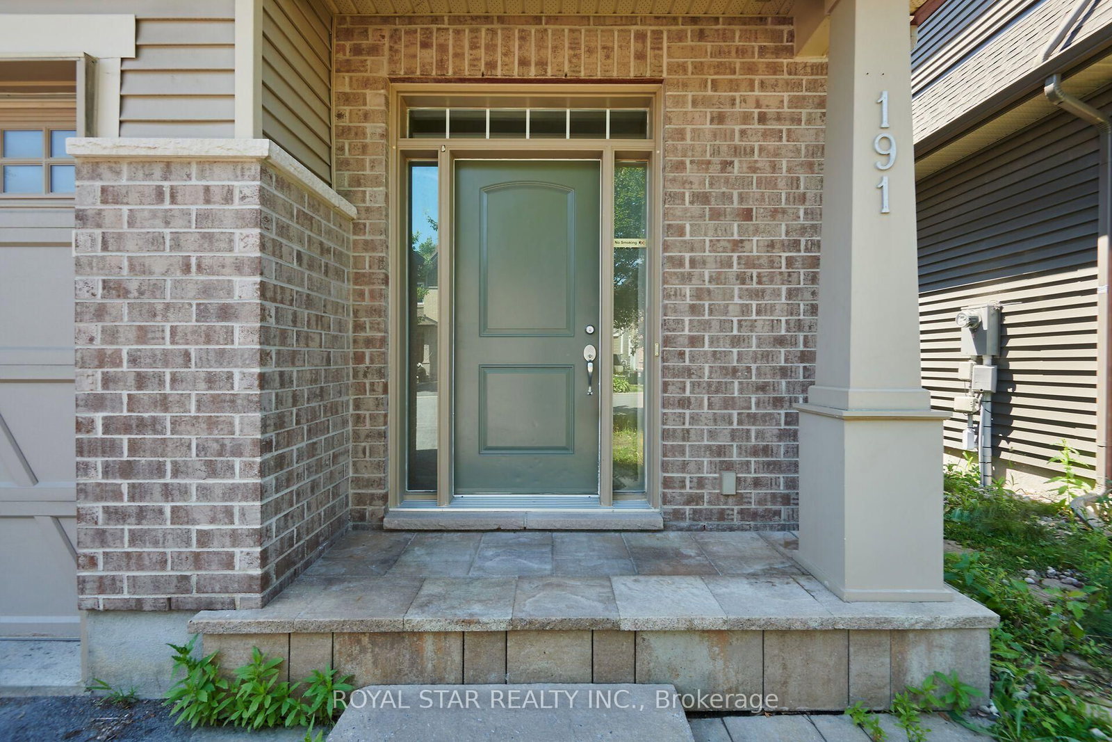 191 FLAT SEDGE Crescent • Ottawa, ON photo 4