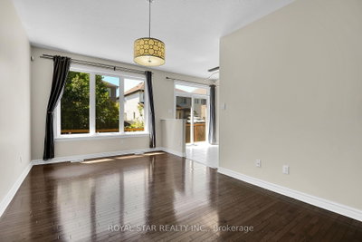 191 FLAT SEDGE Crescent • Ottawa, ON photo 8