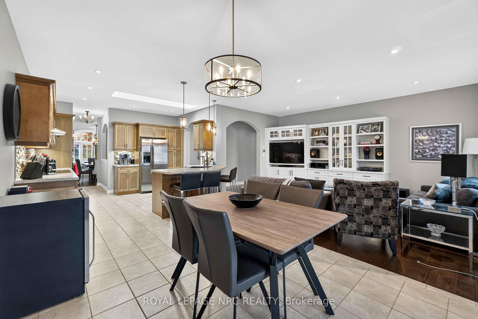 6 CARDINAL Crescent • Welland, ON photo 18