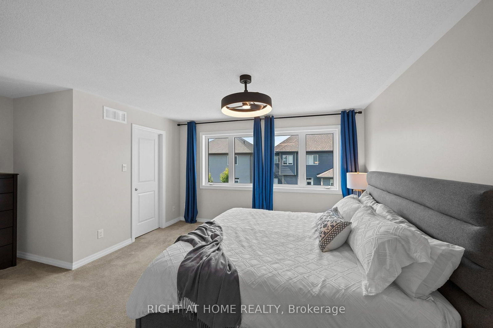 525 PEERLESS Street • Ottawa, ON photo 21