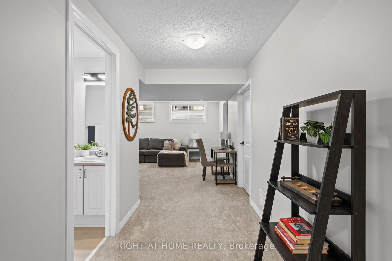 525 PEERLESS Street • Ottawa, ON photo 32