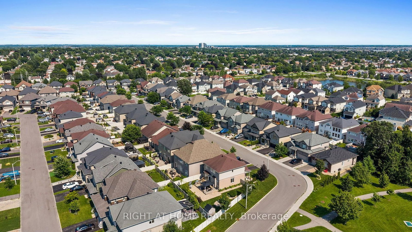 525 PEERLESS Street • Ottawa, ON photo 50