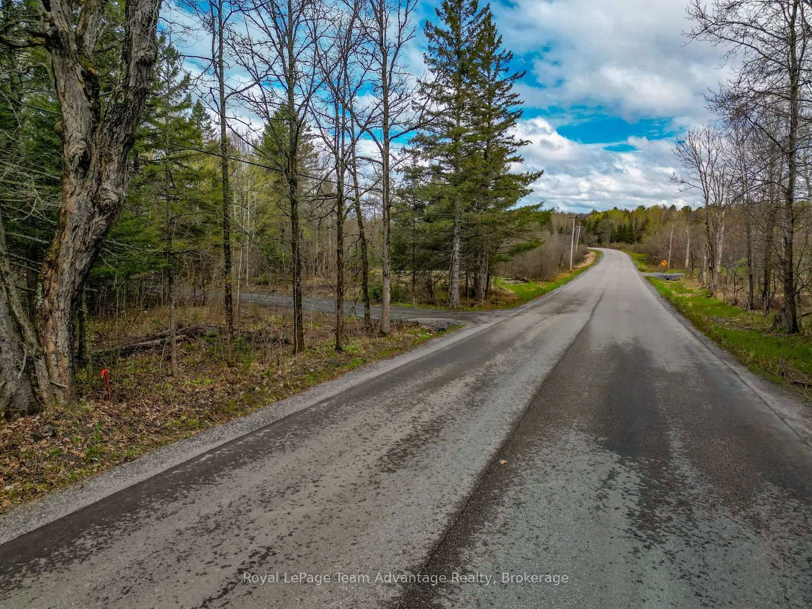 0 Centre Road W • McKellar, ON photo 10