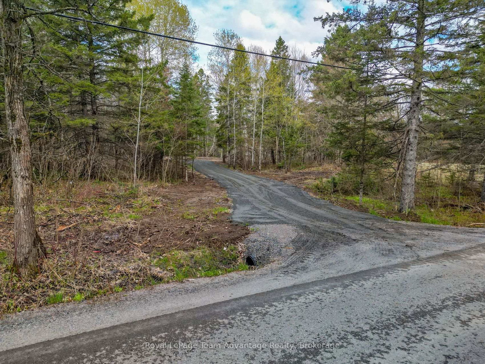 0 Centre Road W • McKellar, ON photo 11