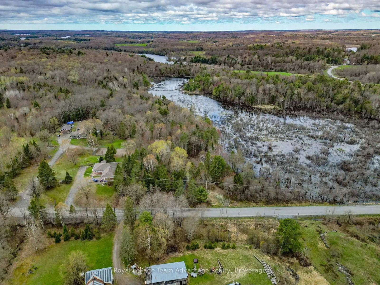 0 Centre Road W • McKellar, ON photo 20