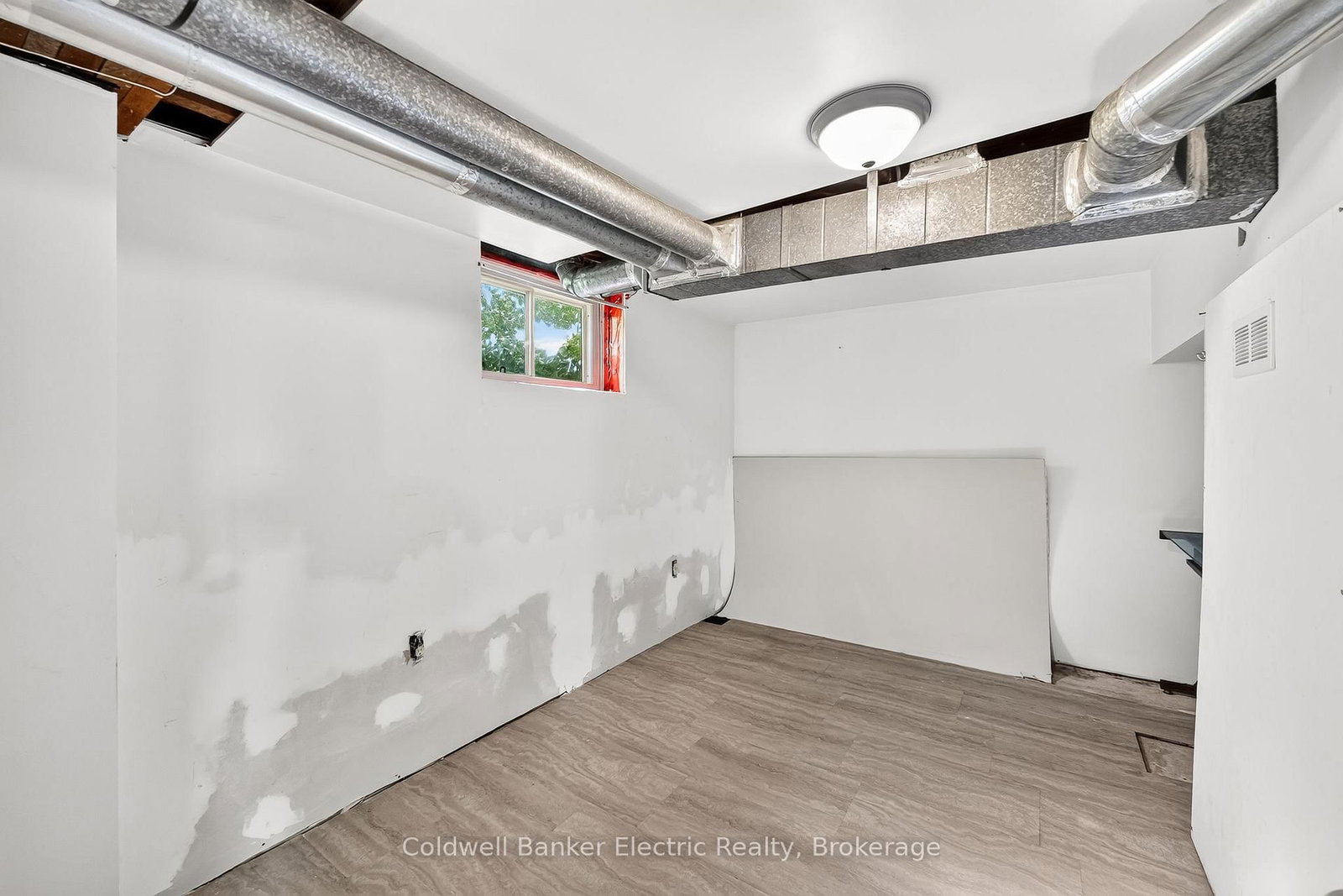 78 Melbourne Street W • Kawartha Lakes, ON photo 32
