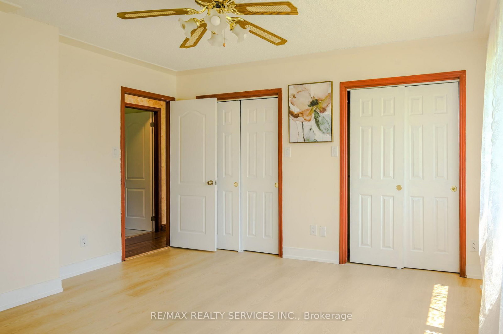 1045 Tremaine Avenue S • North Perth, ON photo 41